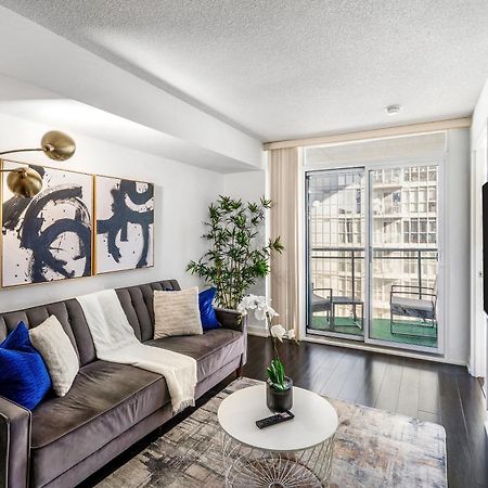 Exquisite Condos By Cn Tower With Parking Toronto Exteriér fotografie